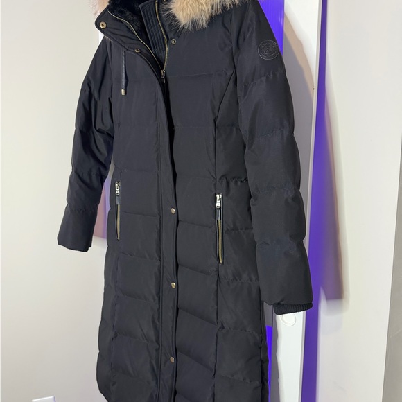 Ralph Lauren Black Puffer Coat with Fur Trim - Picture 2 of 5